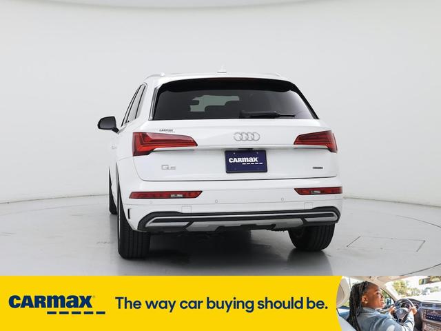 Photo of 2023 White Audi Q5