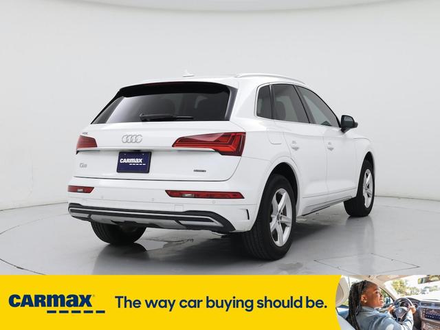 Photo of 2023 White Audi Q5