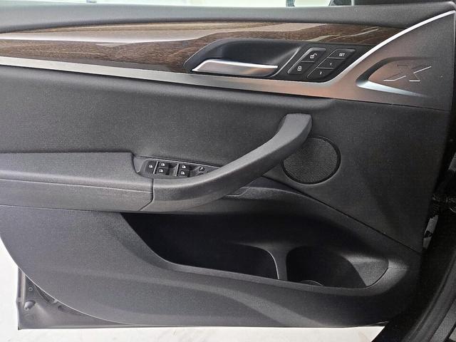 Photo of 2019 Gray BMW X3