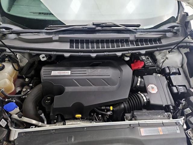Photo of 2019 White Ford Edge