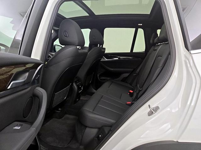 Photo of 2020 White BMW X3