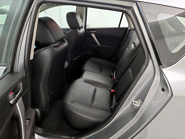 Photo of 2013 Silver Mazda Mazda3