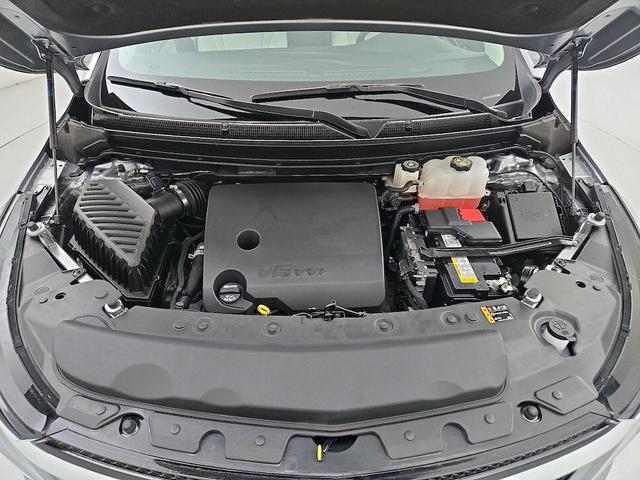 Photo of 2024 Gray Buick Enclave
