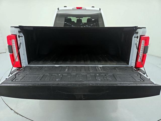 Photo of 2024 White Ford F-250