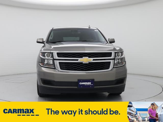 Photo of 2018 Tan Chevrolet Tahoe