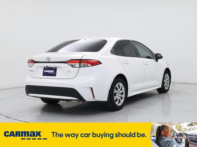 Photo of 2021 White Toyota Corolla