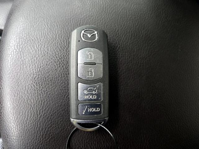 Photo of 2016 White Mazda Mazda6