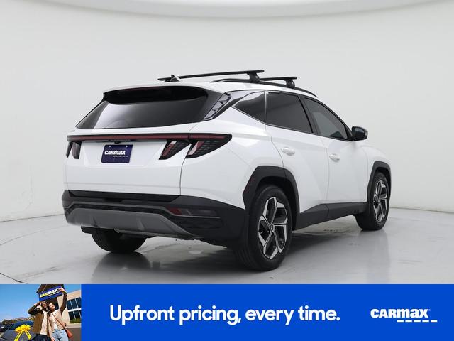 Photo of 2022 White Hyundai TUCSON