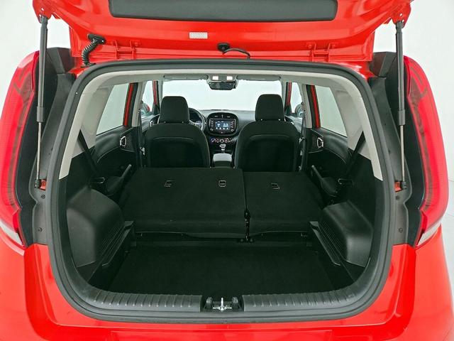 Photo of 2021 Red Kia Soul