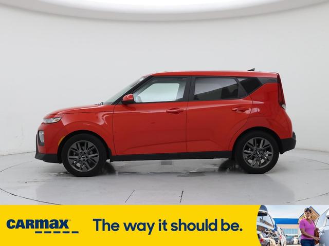Photo of 2021 Red Kia Soul