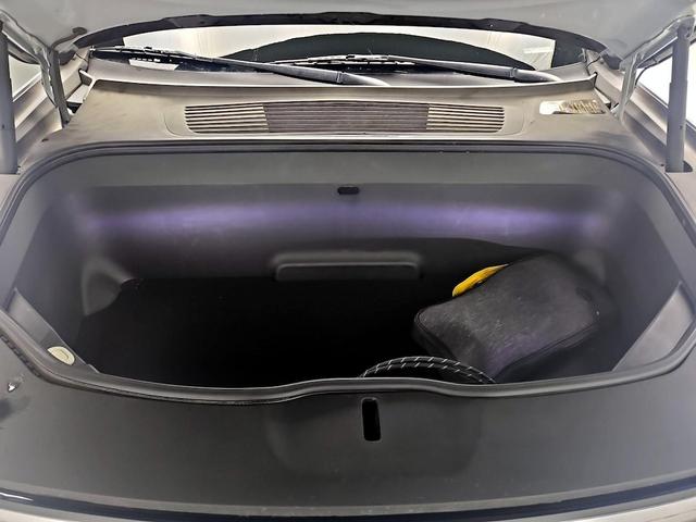 Photo of 2022 Gray Rivian R1T