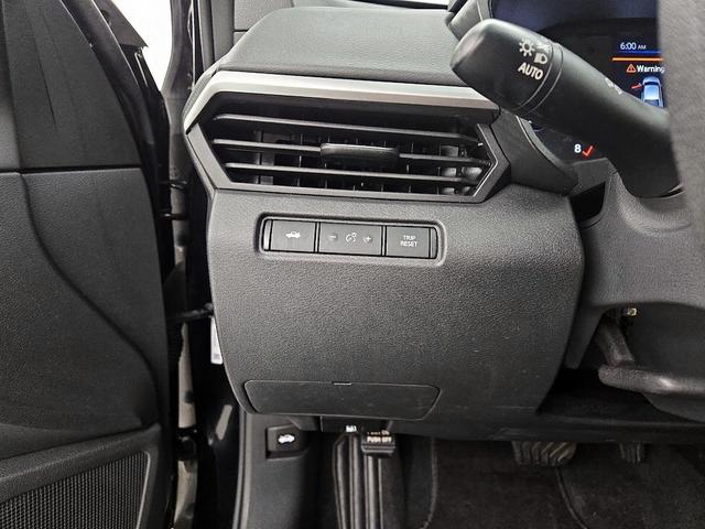 Photo of 2021 Black Nissan Altima