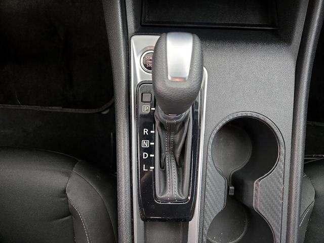 Photo of 2021 Black Nissan Altima