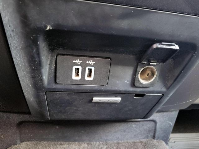 Photo of 2018 White Ford F-350