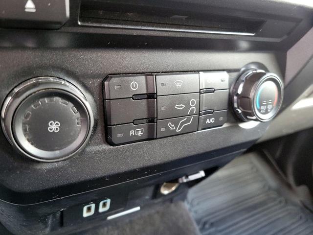 Photo of 2018 White Ford F-350