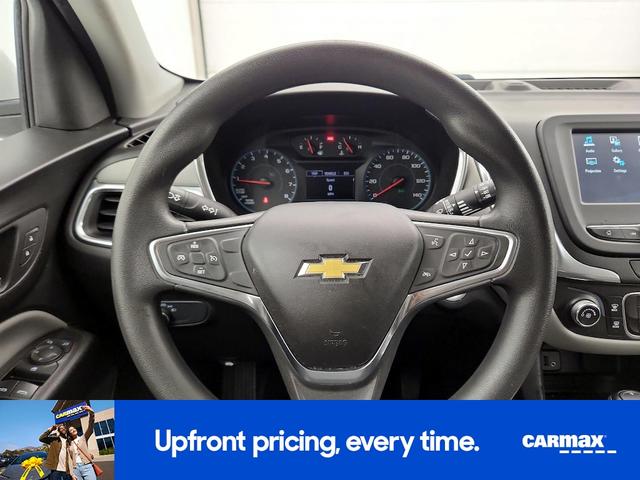 Photo of 2018 White Chevrolet Equinox