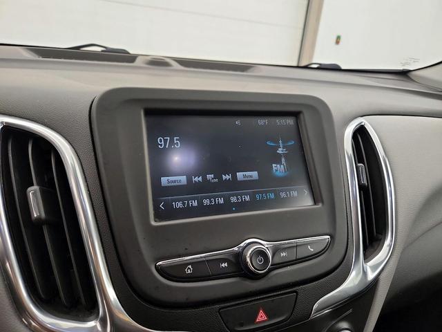 Photo of 2018 White Chevrolet Equinox