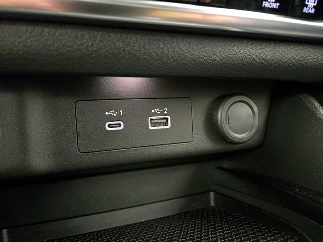Photo of 2021 Gray Nissan Rogue