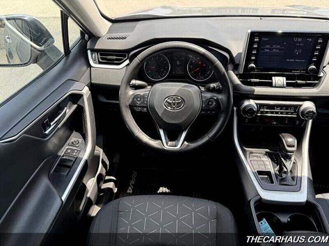 Photo of 2020 Silver Sky Metallic Toyota RAV4