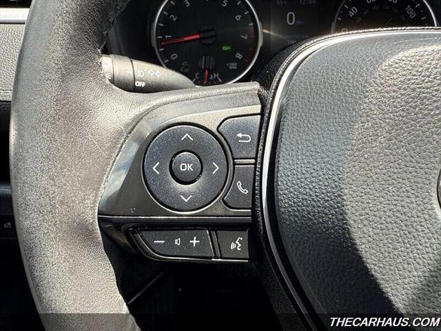 Photo of 2020 Silver Sky Metallic Toyota RAV4