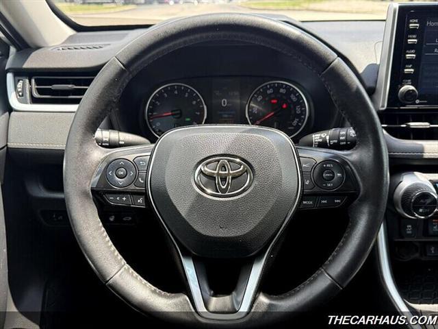 Photo of 2020 Silver Sky Metallic Toyota RAV4