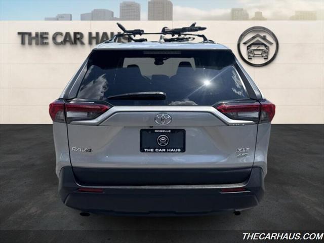 Photo of 2020 Silver Sky Metallic Toyota RAV4