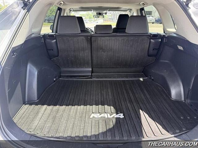 Photo of 2020 Silver Sky Metallic Toyota RAV4