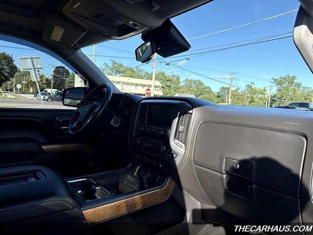 Photo of 2016 Black Chevrolet Silverado 1500