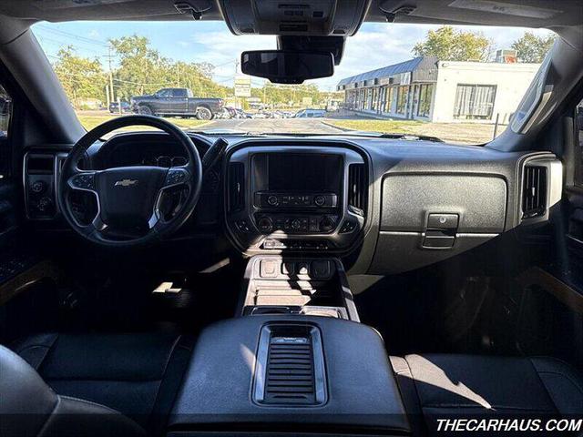 Photo of 2016 Black Chevrolet Silverado 1500