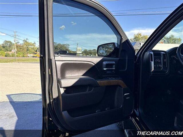 Photo of 2016 Black Chevrolet Silverado 1500