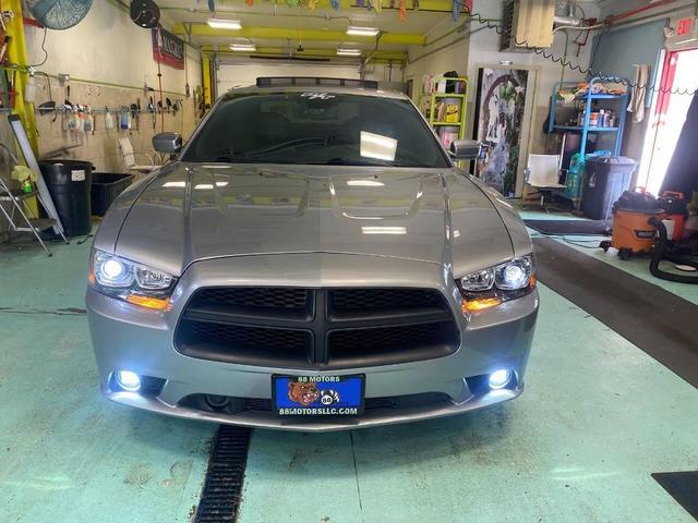 Photo of 2011 Gray Dodge Charger