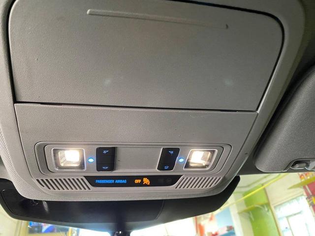 Photo of 2020 Agate Black Metallic Ford Explorer
