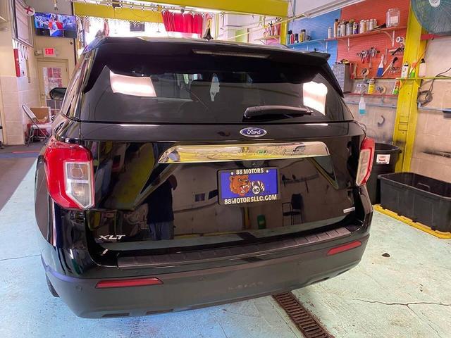 Photo of 2020 Agate Black Metallic Ford Explorer