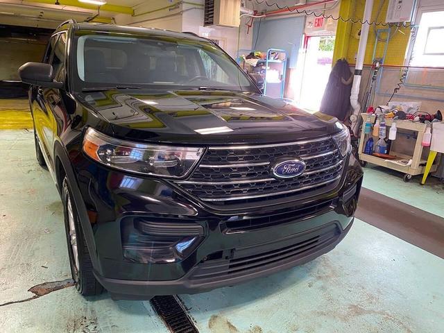Photo of 2020 Agate Black Metallic Ford Explorer