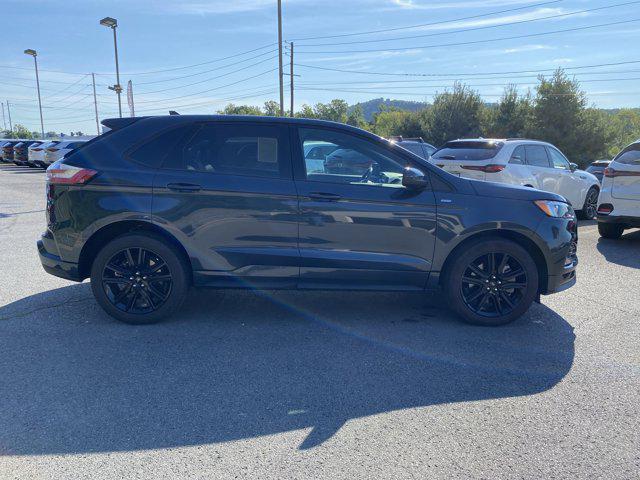 Photo of 2024  Ford Edge
