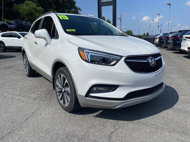 Photo of 2019 White Frost Tricoat Buick Encore