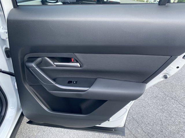 Photo of 2024 Wind Chill Pearl Mazda CX-50