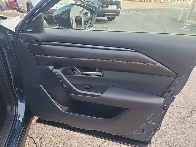Photo of 2025 Ingot Blue Metallic Mazda CX-50 Hybrid
