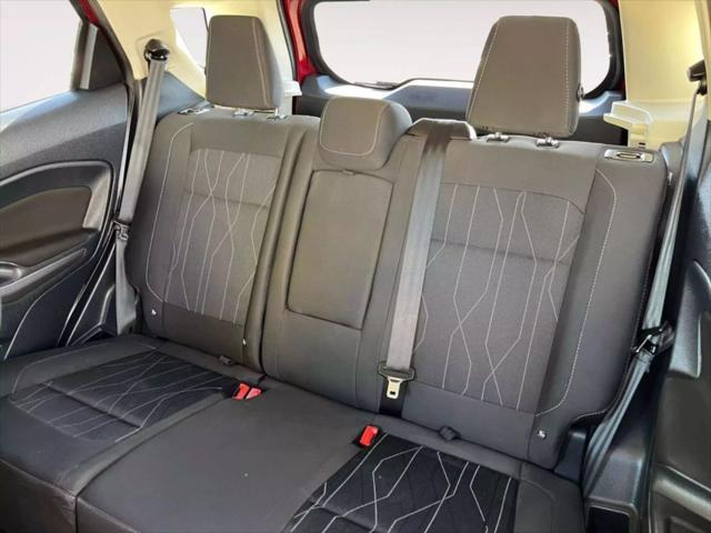 Photo of 2019 Ruby Red Metallic Tinted Clearcoat Ford EcoSport
