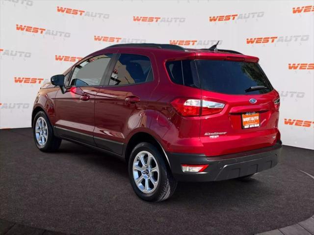 Photo of 2019 Ruby Red Metallic Tinted Clearcoat Ford EcoSport