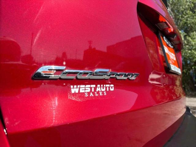Photo of 2019 Ruby Red Metallic Tinted Clearcoat Ford EcoSport