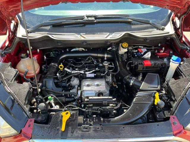 Photo of 2019 Ruby Red Metallic Tinted Clearcoat Ford EcoSport
