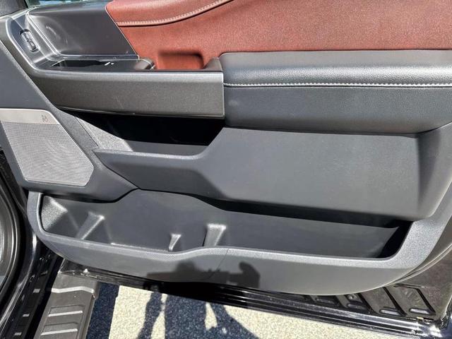Photo of 2023 Agate Black Metallic Ford F-150