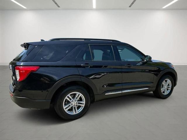 Photo of 2023 Agate Black Metallic Ford Explorer