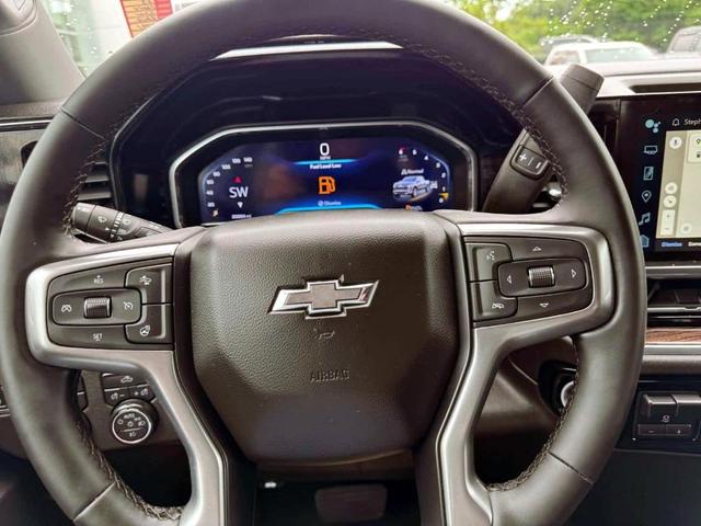 Photo of 2023 Black Chevrolet Silverado 1500