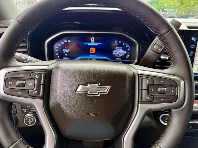 Photo of 2023 Black Chevrolet Silverado 1500