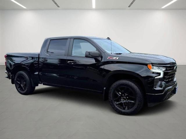 Photo of 2023 Black Chevrolet Silverado 1500