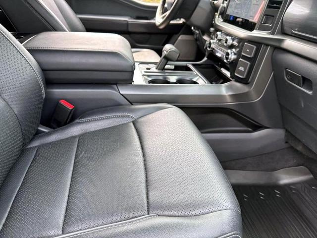 Photo of 2024 Agate Black Metallic Ford F-150