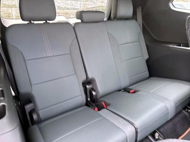 Photo of 2024 Black GMC Acadia