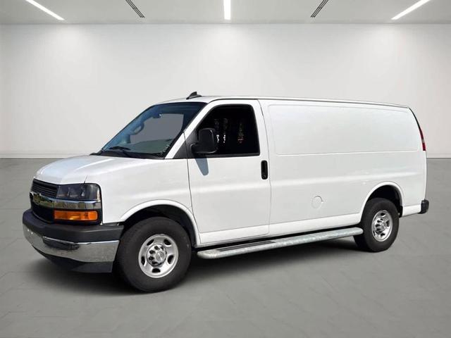 Photo of 2024 Summit White Chevrolet Express 2500